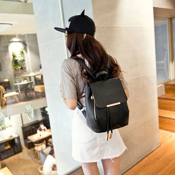 NEW School Day Designer Backpack - Picture 7 of 8